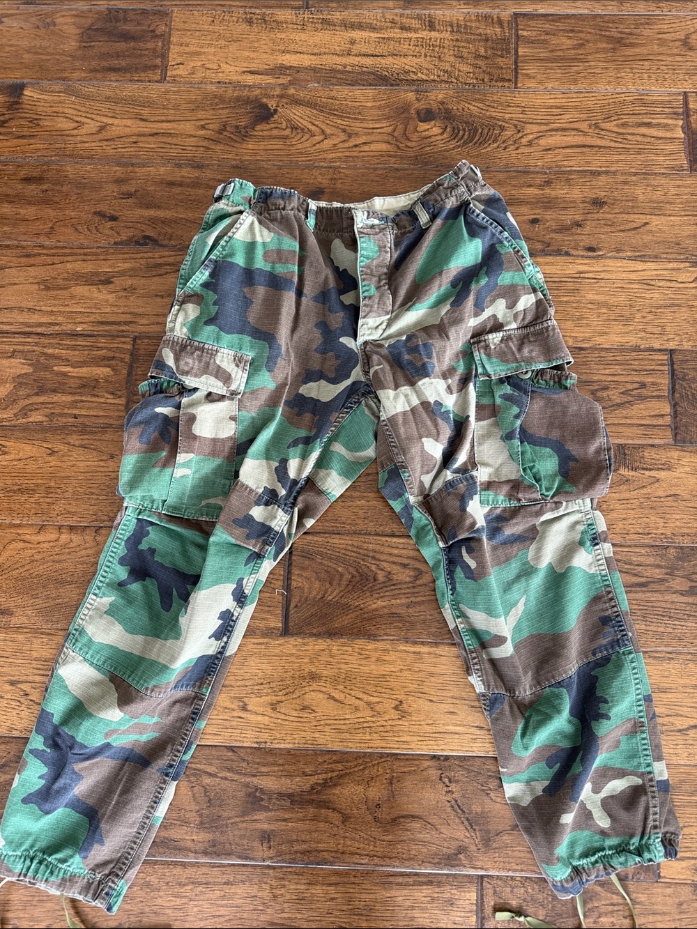 90’s Camo military cargo pants